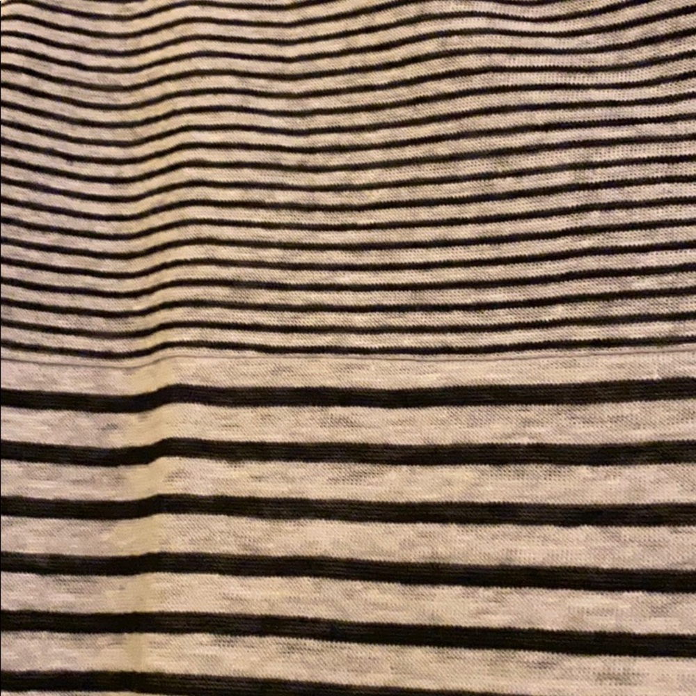 Linen top - Picture 2 of 3
